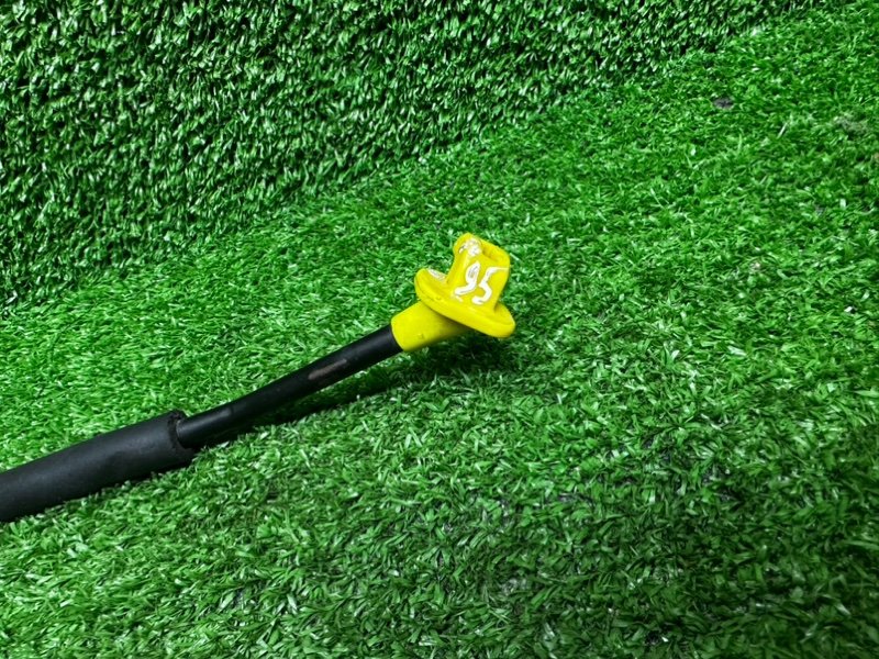 Упор капота, 500 рублей, Москва