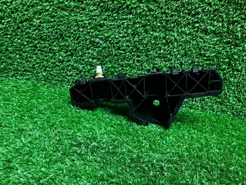 Направляющая переднего бампера, 500 рублей, Москва