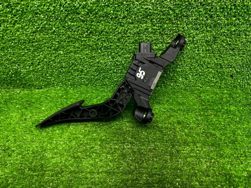 Педаль газа, 1000 рублей, Москва