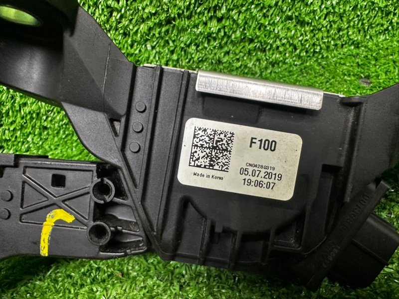 Педаль газа, 1000 рублей, Москва