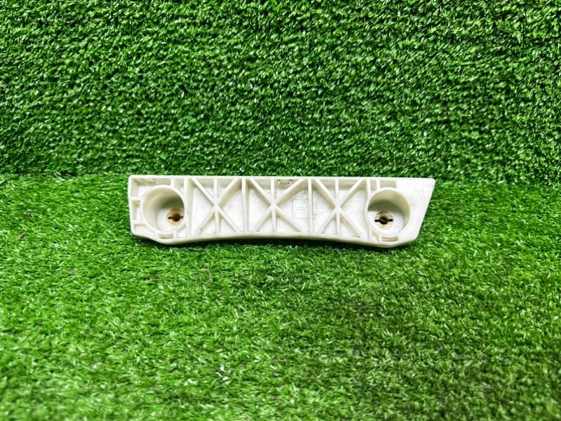 Кронштейн переднего бампера, 500 рублей, Москва