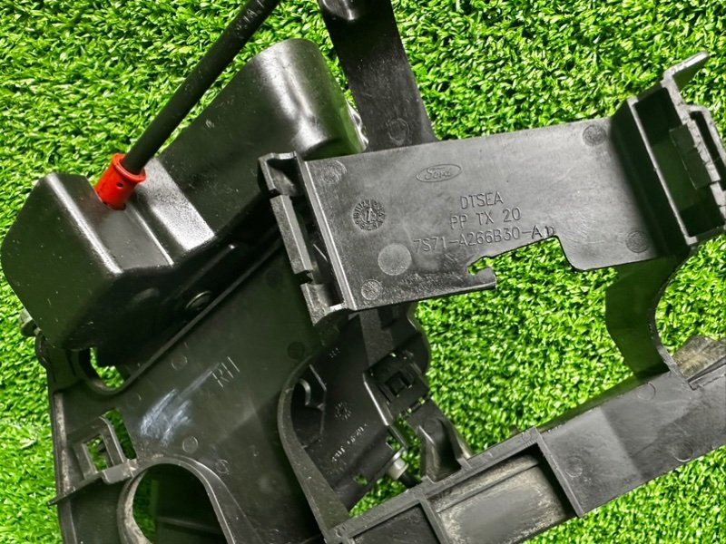 Замок двери задней правой, 1500 рублей, Москва