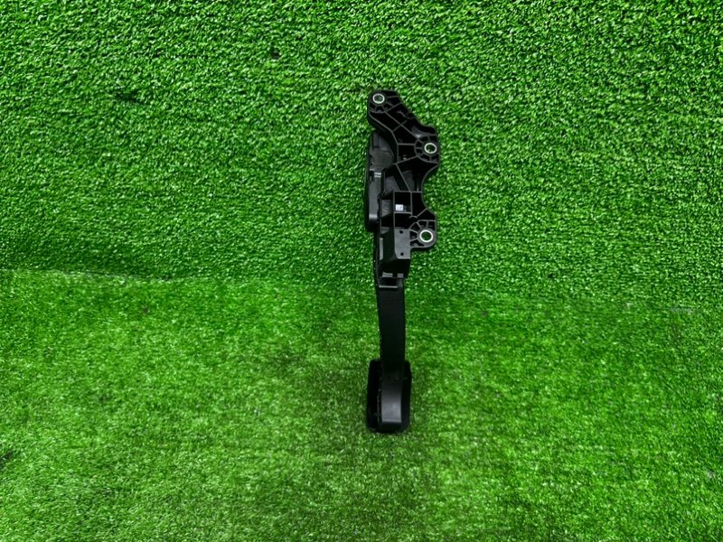 Педаль газа, 1500 рублей, Москва