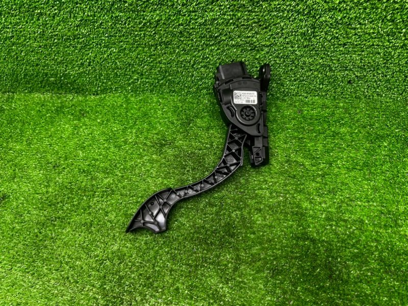 Педаль газа, 1500 рублей, Москва