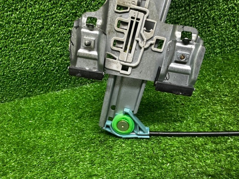 Стеклоподъемник задний, 1000 рублей, Москва