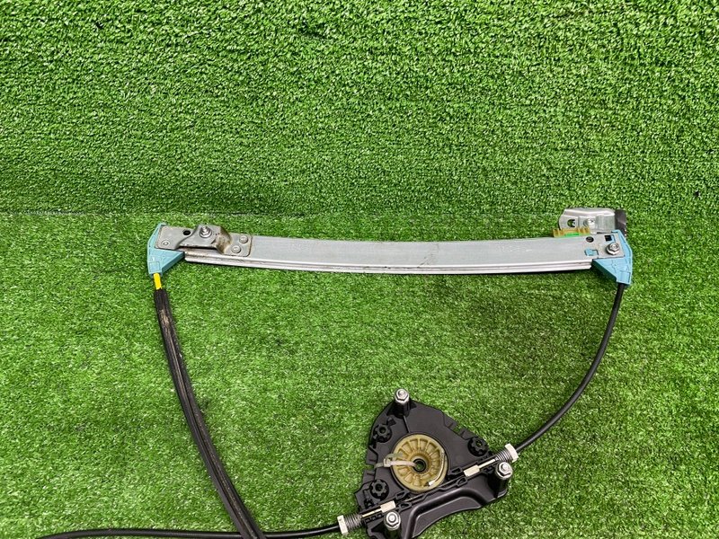 Стеклоподъемник передний, 2000 рублей, Москва