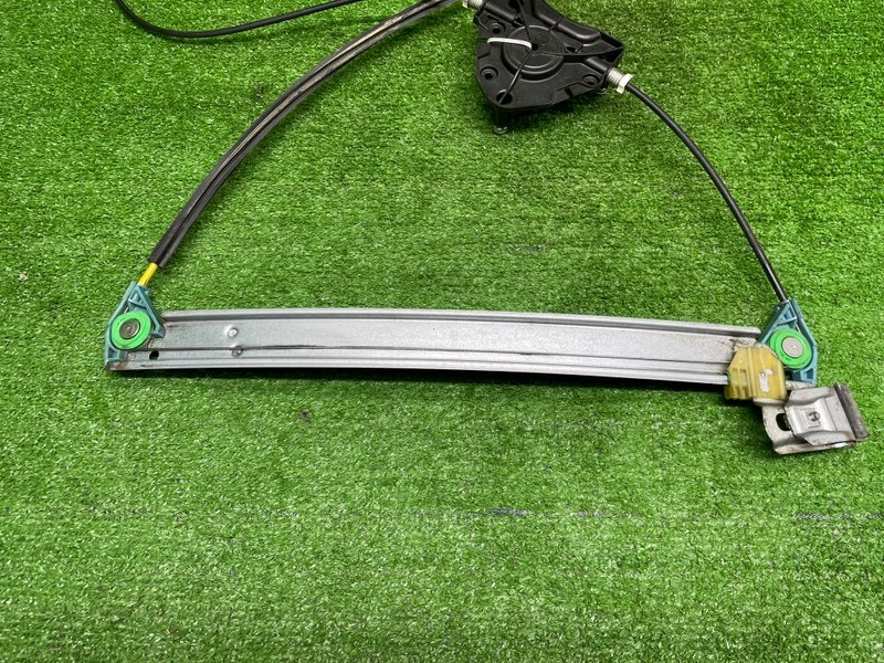 Стеклоподъемник передний, 2000 рублей, Москва