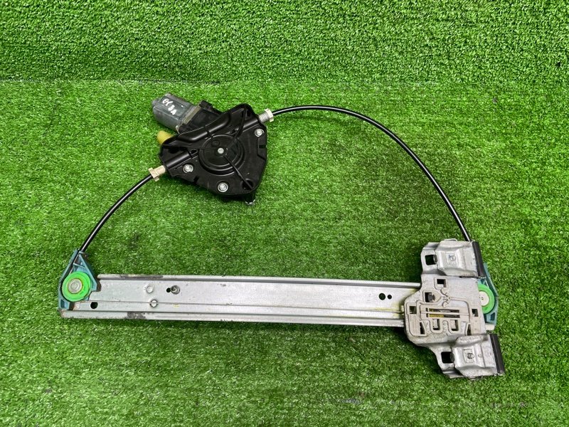 Стеклоподъемник задний, 2000 рублей, Москва