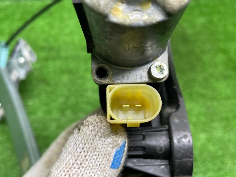 Стеклоподъемник задний, 2000 рублей, Москва