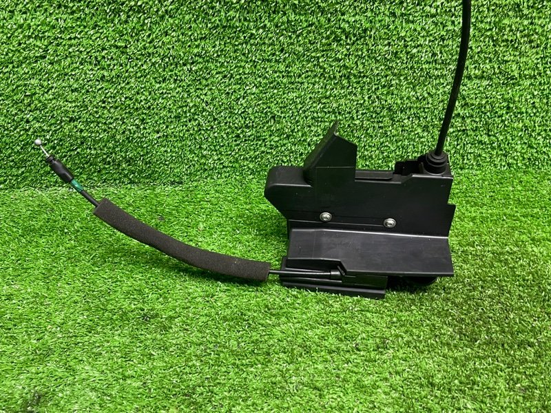 Замок двери задней правой, 2500 рублей, Москва