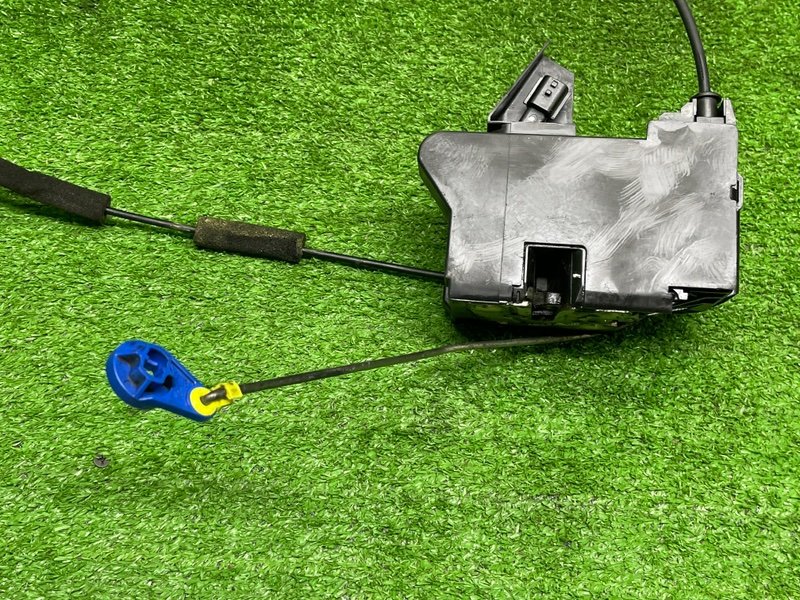 Замок двери передней левой, 6000 рублей, Москва