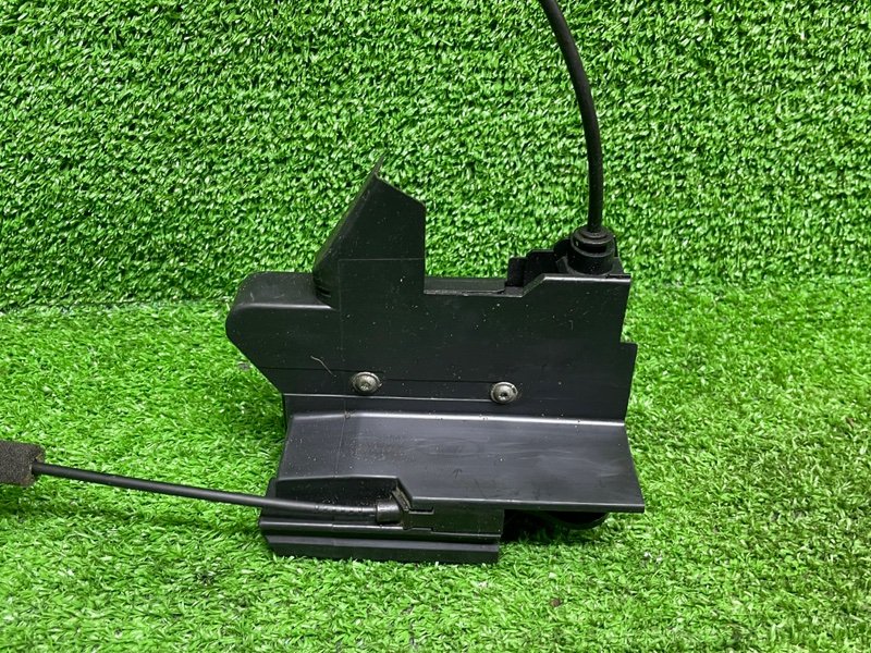 Замок двери передней правой, 3000 рублей, Москва