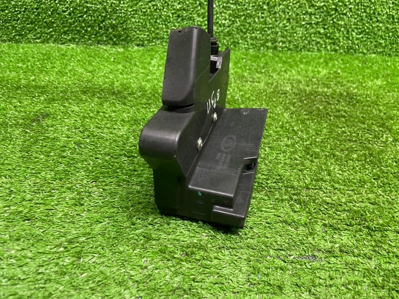 Замок двери задней правой, 2600 рублей, Москва