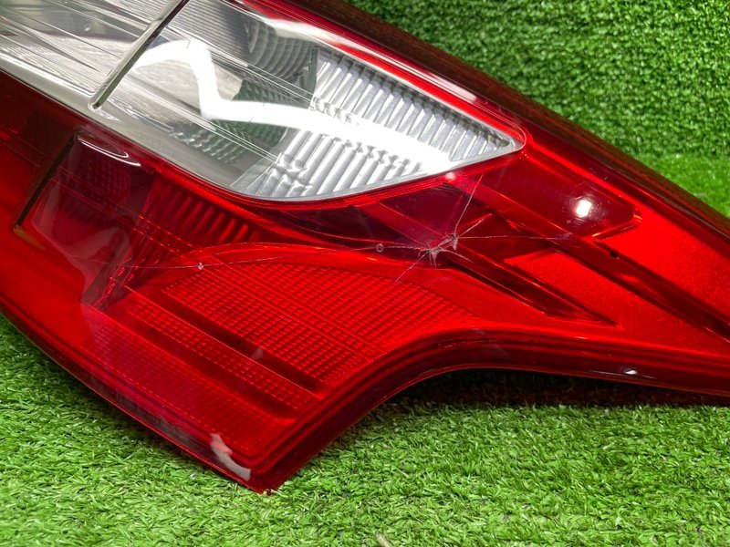 Фонарь задний правый, 3000 рублей, Москва