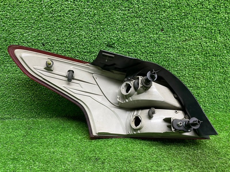 Фонарь задний правый, 3000 рублей, Москва