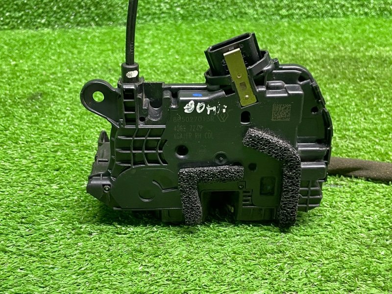 Замок двери передней правой, 3000 рублей, Москва