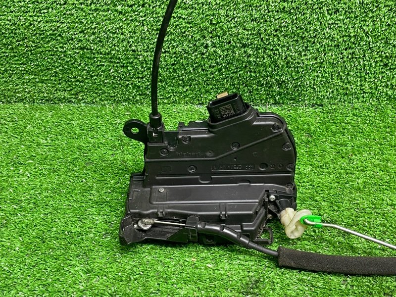 Замок двери передней левой, 5500 рублей, Москва