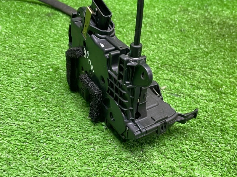 Замок двери передней левой, 5500 рублей, Москва