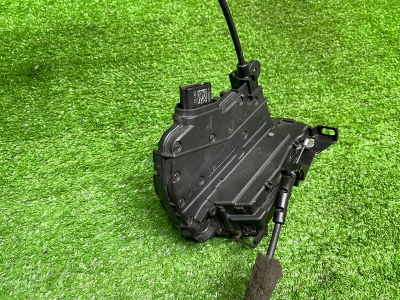 Замок двери передней правой, 3500 рублей, Москва