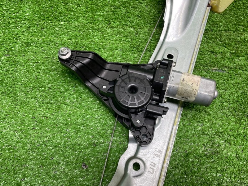 Стеклоподъемник передний, 2200 рублей, Москва