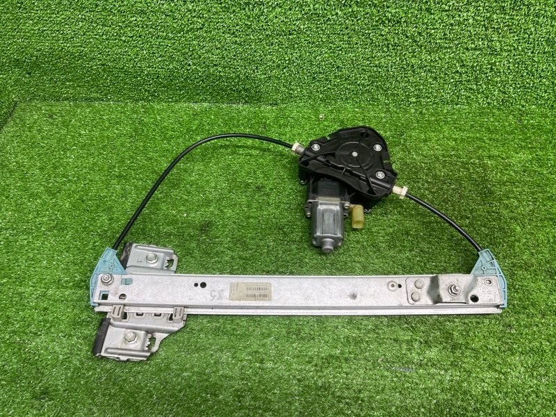 Стеклоподъемник задний, 2000 рублей, Москва