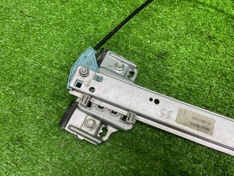 Стеклоподъемник задний, 2000 рублей, Москва