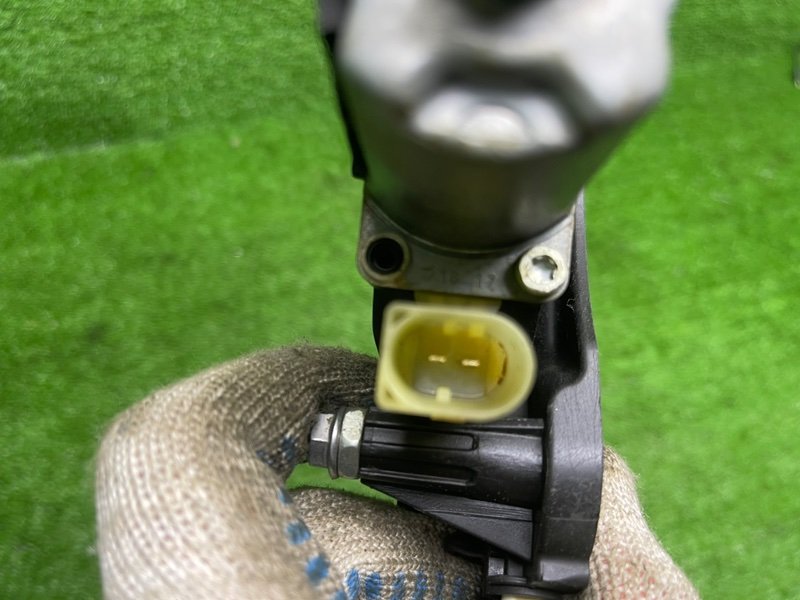 Стеклоподъемник задний, 2000 рублей, Москва