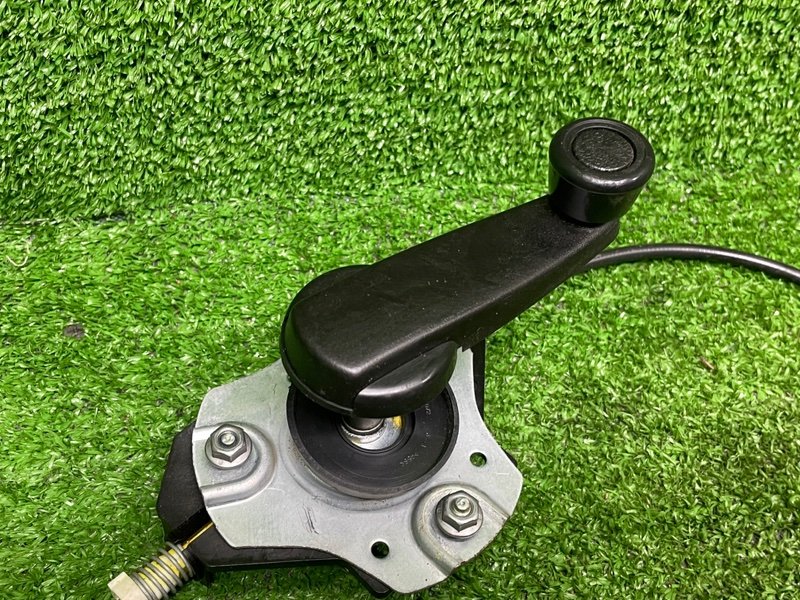 Стеклоподъемник задний, 1000 рублей, Москва