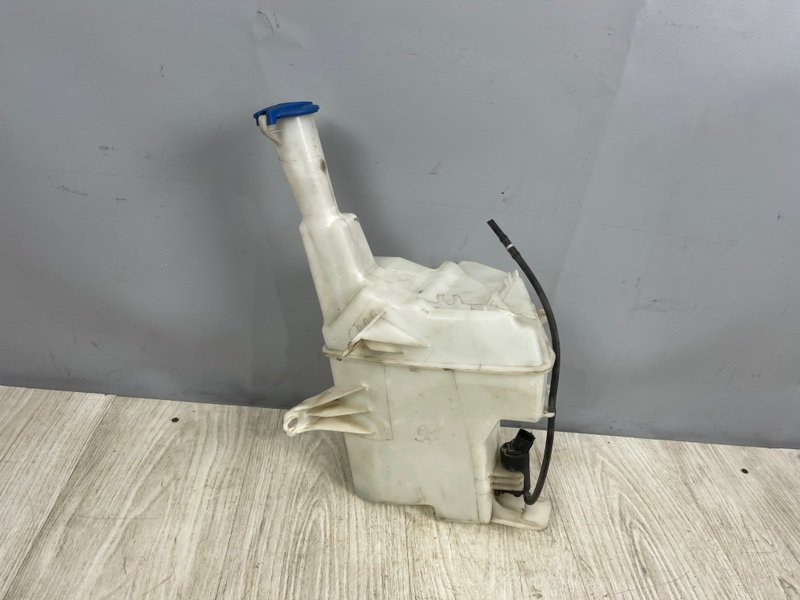 Бачок омывателя лобового стекла, 3500 рублей, Москва