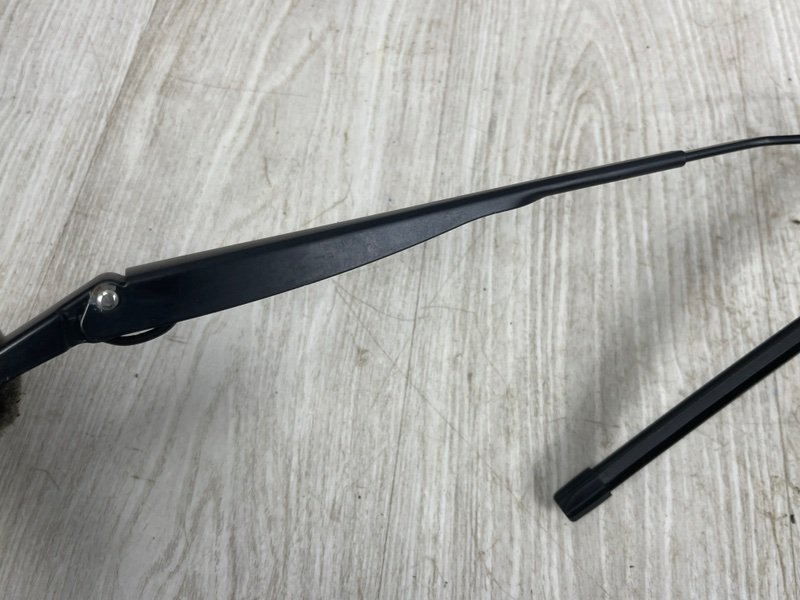 Поводок стеклоочистителя передний, 1000 рублей, Москва