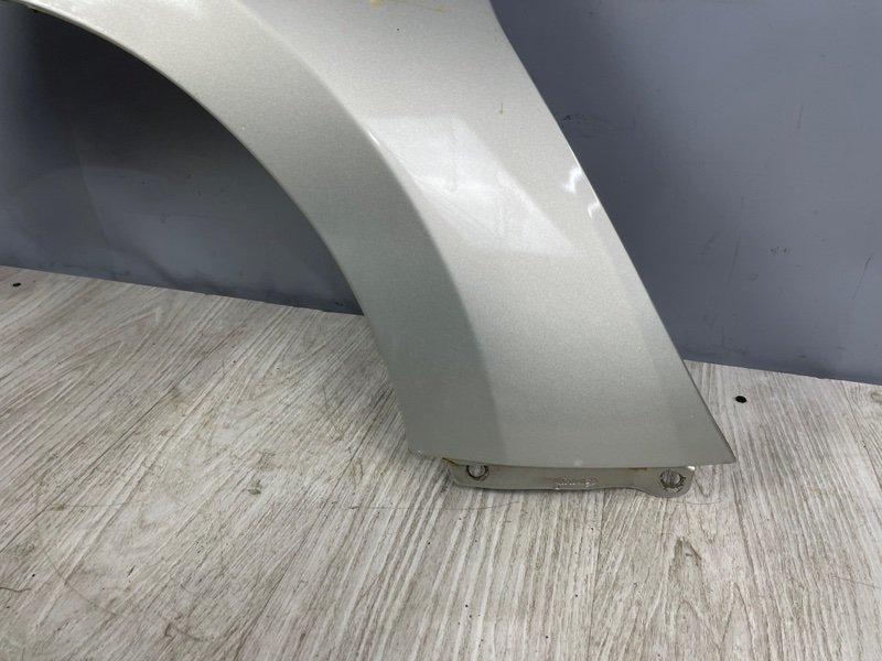 Крыло переднее правое, 3000 рублей, Москва