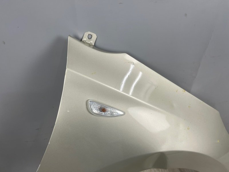 Крыло переднее правое, 3000 рублей, Москва