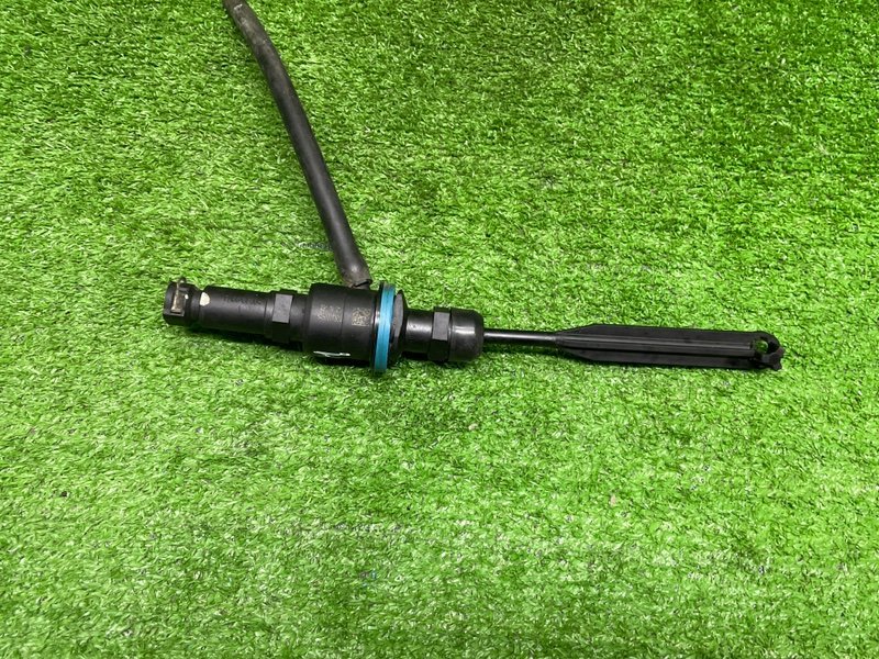 Главный цилиндр сцепления, 2000 рублей, Москва