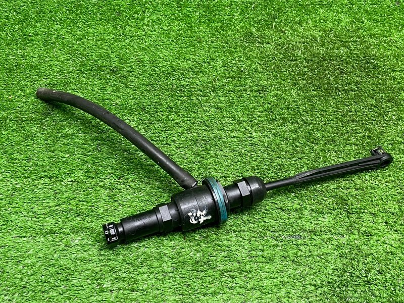 Главный цилиндр сцепления, 2000 рублей, Москва