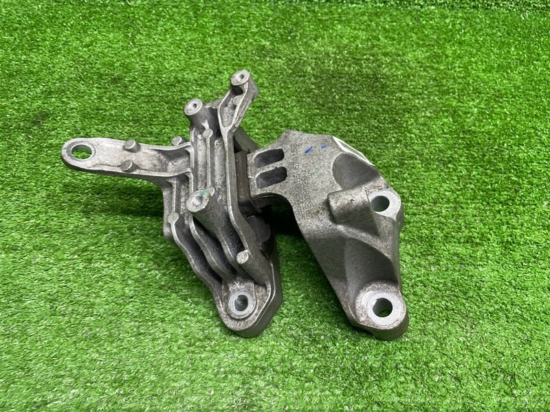 Опора двигателя, 6000 рублей, Москва