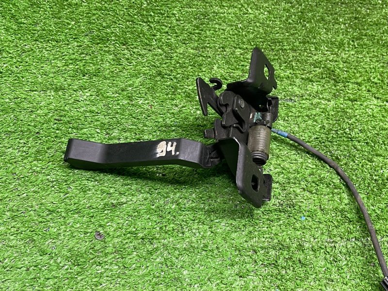 Замок капота, 2000 рублей, Москва