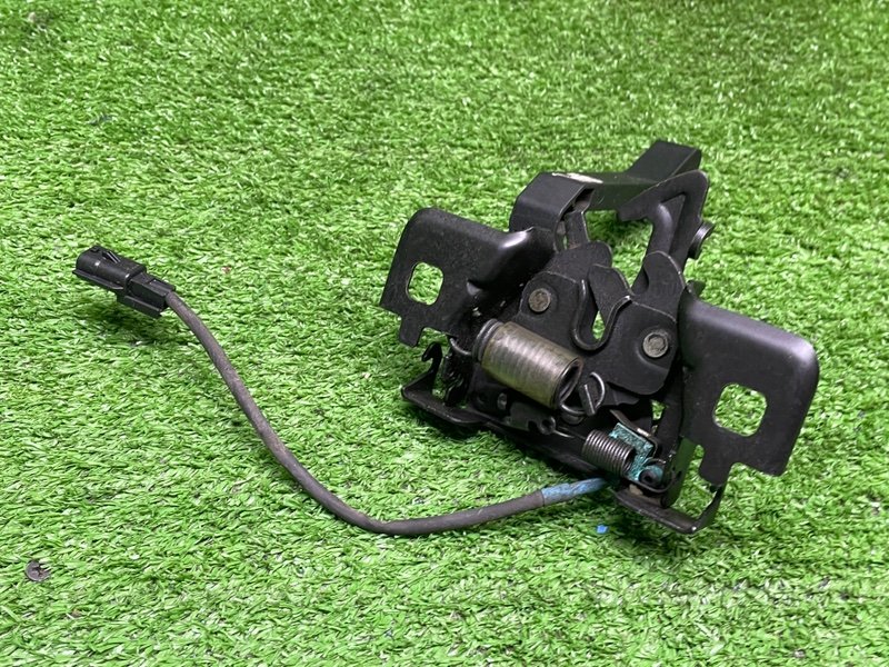 Замок капота, 2000 рублей, Москва