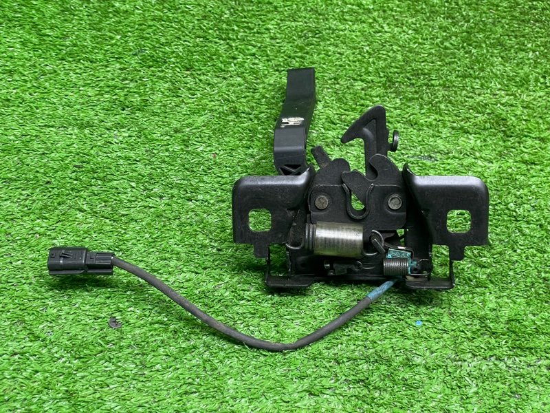 Замок капота, 2000 рублей, Москва