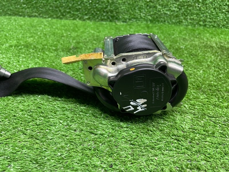 Ремень безопасности, 5000 рублей, Москва