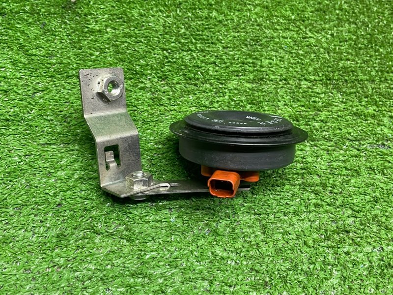 Звуковой сигнал, 800 рублей, Москва