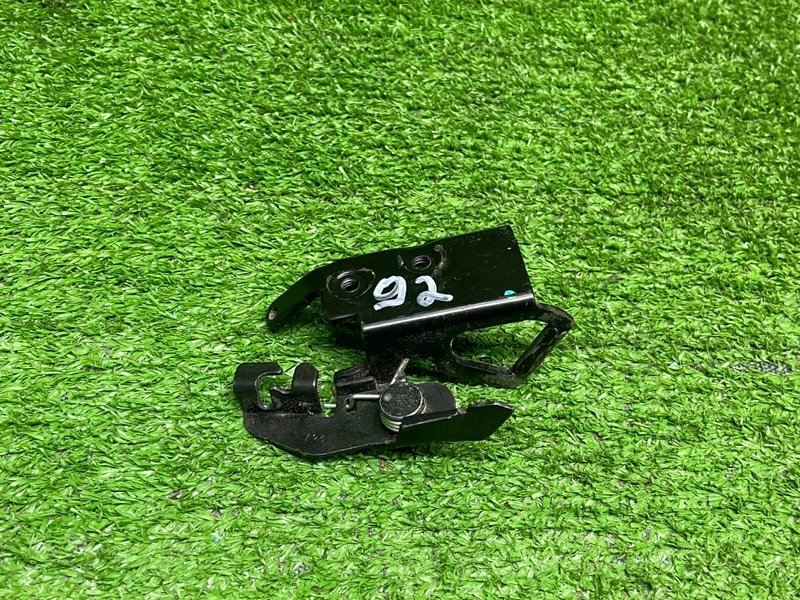 Ответная часть замка багажника, Москва