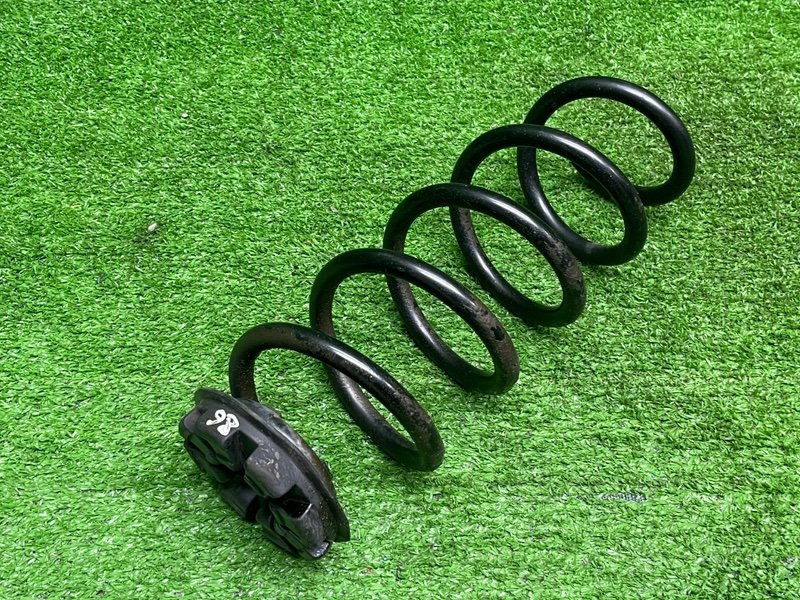 Пружина задняя, 1000 рублей, Москва