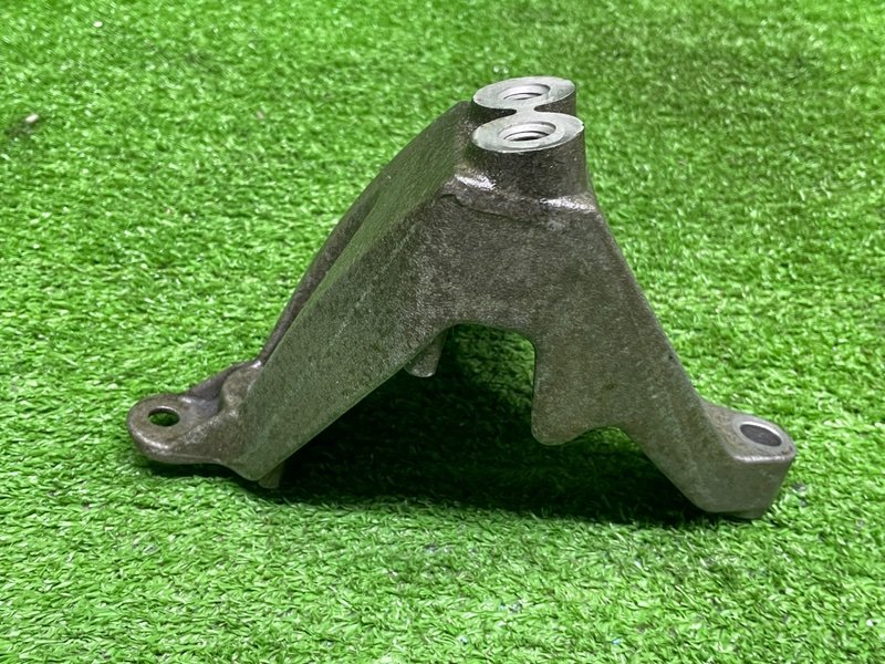 Кронштейн опоры двигателя, 1500 рублей, Москва