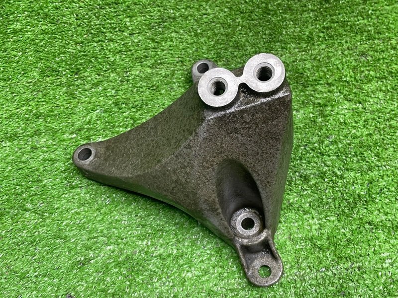 Кронштейн опоры двигателя, 1500 рублей, Москва