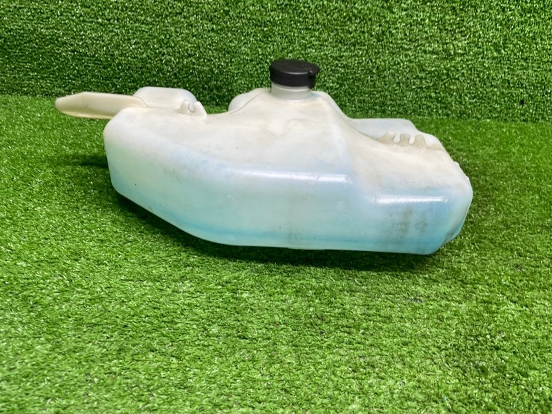 Бачок омывателя лобового стекла, 1000 рублей, Москва