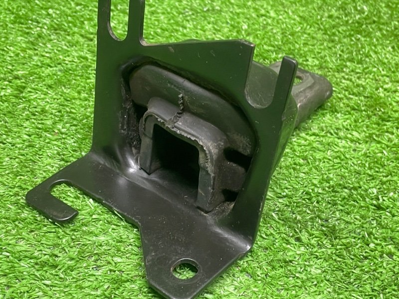 Опора двигателя, 1000 рублей, Москва