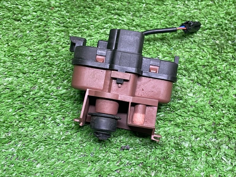 Активатор лючка бензобака, 2500 рублей, Москва