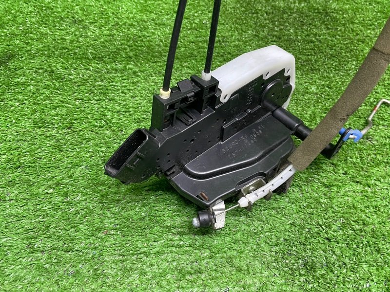 Замок двери передней левой, 2000 рублей, Москва