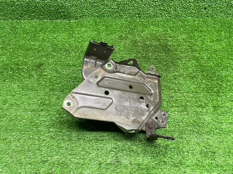 Площадка под АКБ, 1500 рублей, Москва