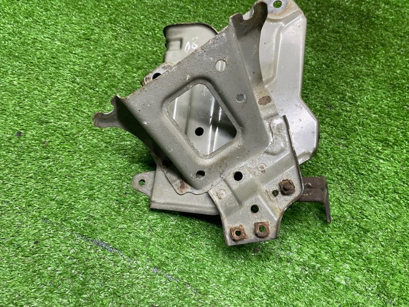 Площадка под АКБ, 1500 рублей, Москва